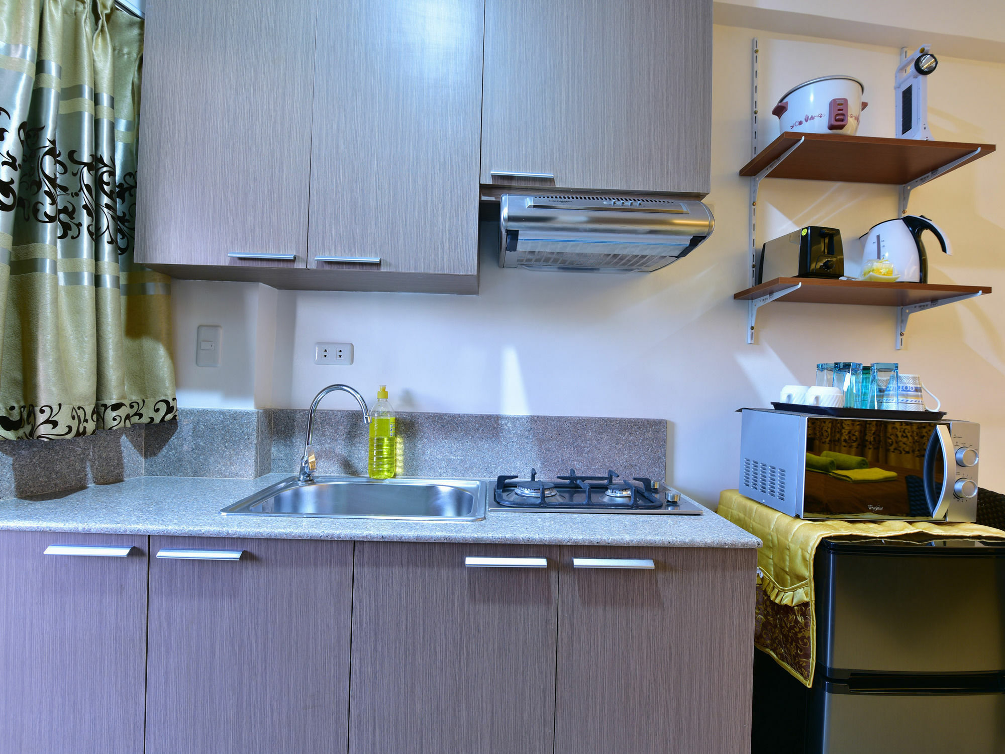 Anahaw Apartments Whitebeach Manoc-Manoc Екстер'єр фото