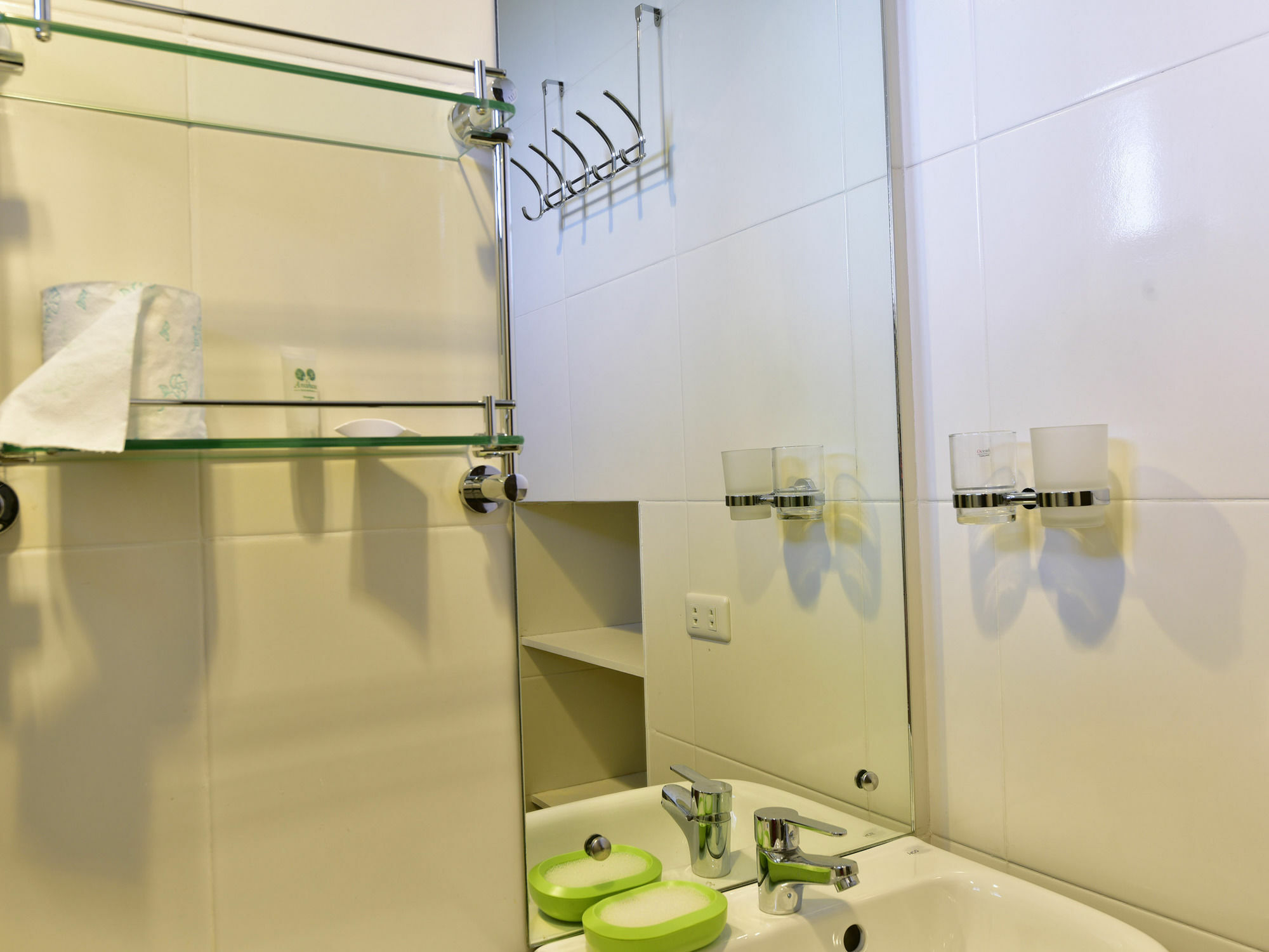 Anahaw Apartments Whitebeach Manoc-Manoc Екстер'єр фото