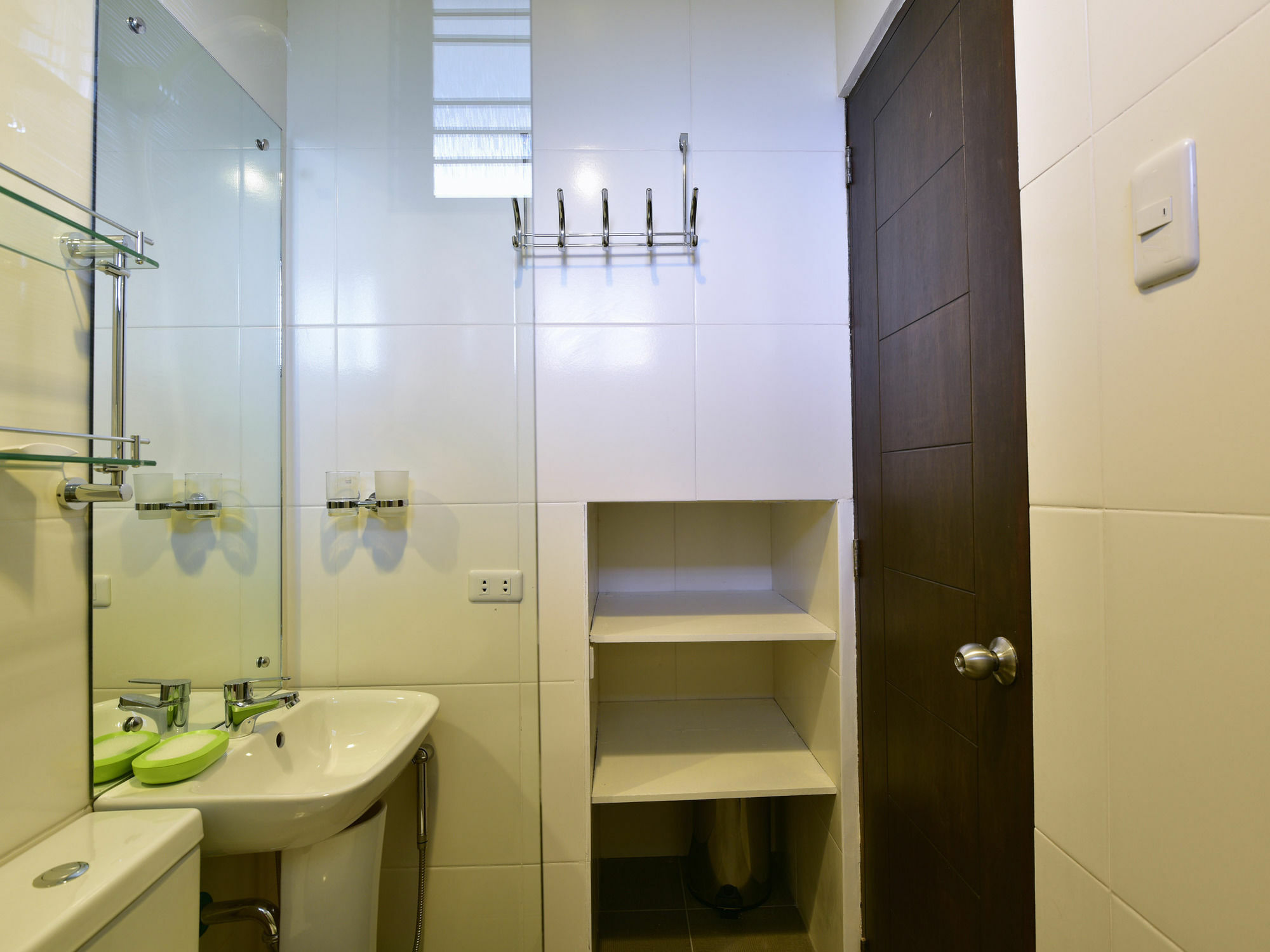 Anahaw Apartments Whitebeach Manoc-Manoc Екстер'єр фото